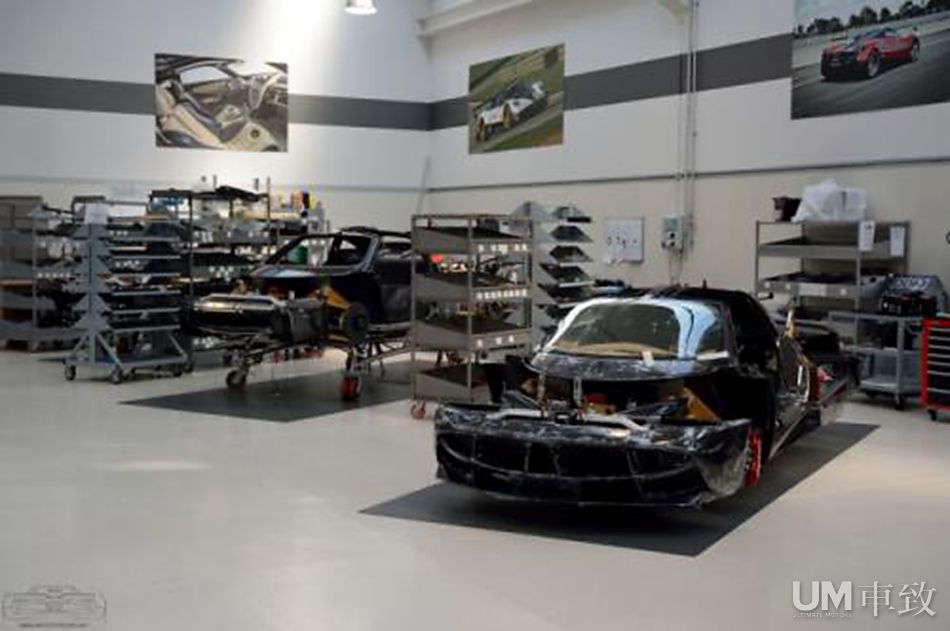 Prototype 0揭秘帕加尼工廠_34781358_汽車(chē)圖庫(kù)_新浪汽車(chē)_新浪網(wǎng)